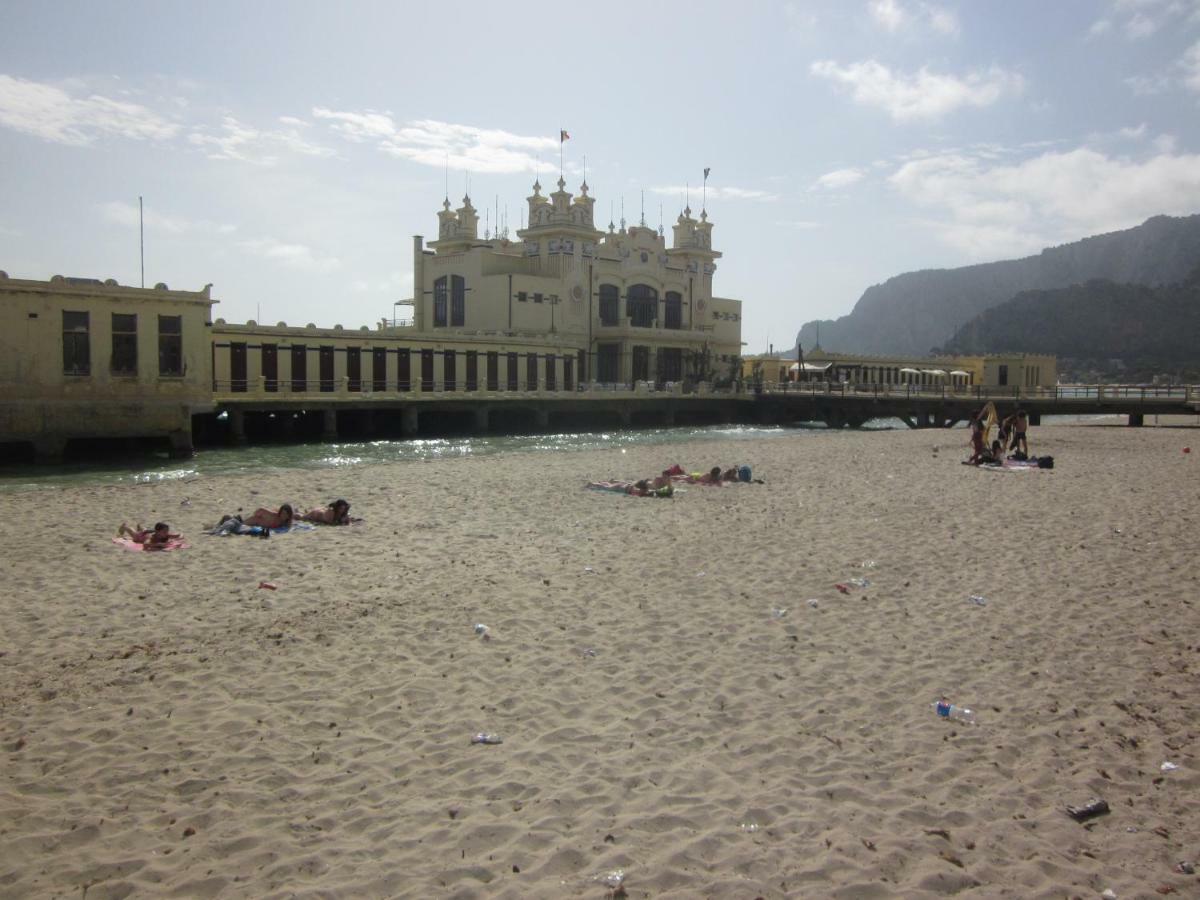 Mondello Beach Holyday Palermo Exterior photo