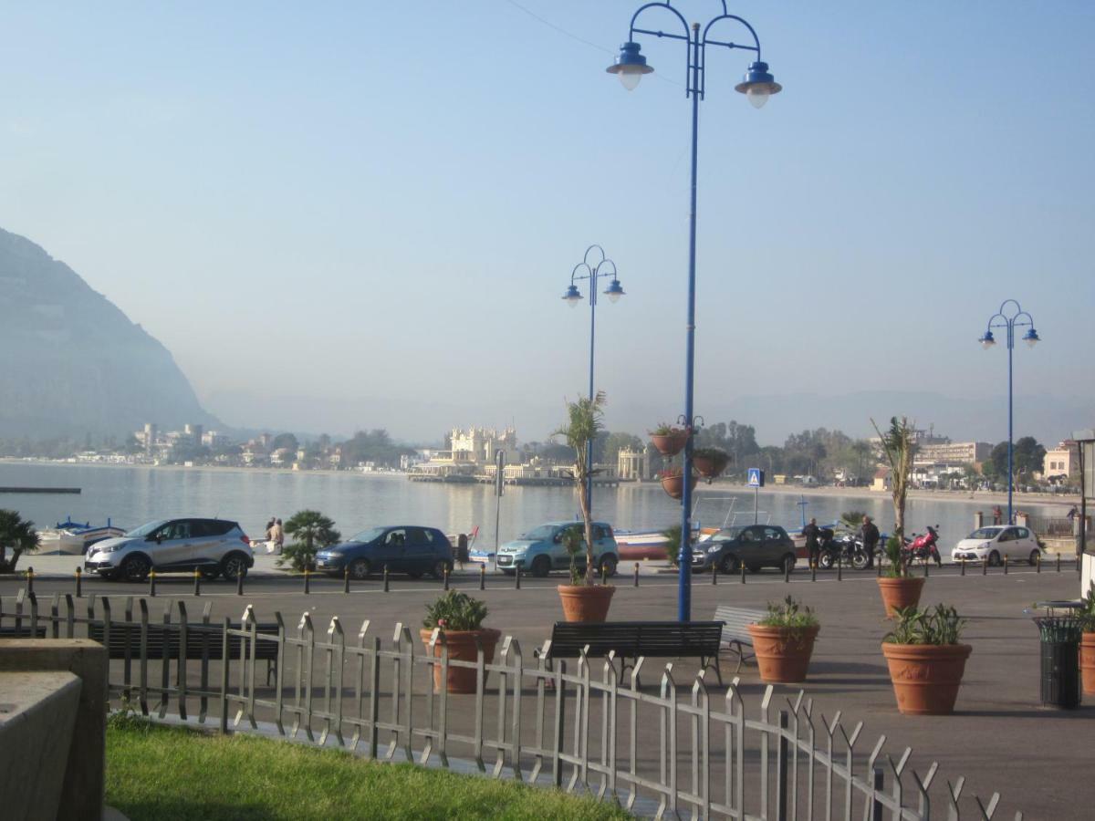 Mondello Beach Holyday Palermo Exterior photo